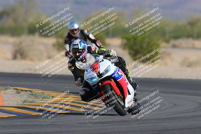 media/Nov-05-2022-SoCal Trackdays (Sat) [[f8d9b725ab]]/Turn 5 (940am)/